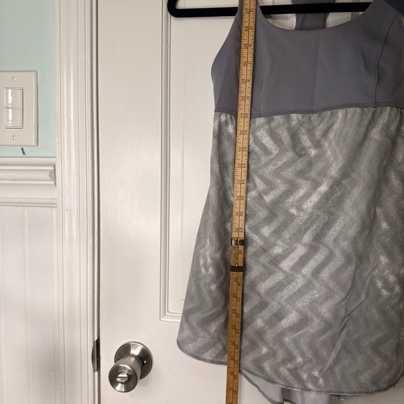 lululemon athletica Venus Gray Chevron Tank Top - Picture 8 of 10